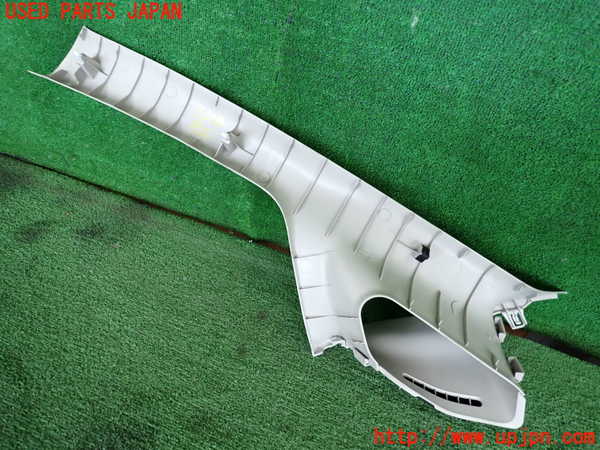 2UPJ-9233687655]ノート NISMO(E12)右フロントピラートリム 中古_3