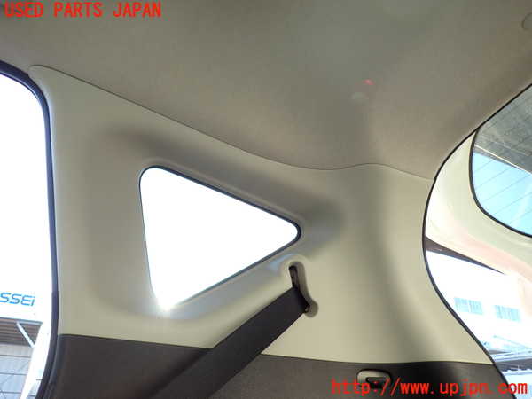 2UPJ-9233687675]ノート NISMO(E12)右リアピラートリム 中古_2