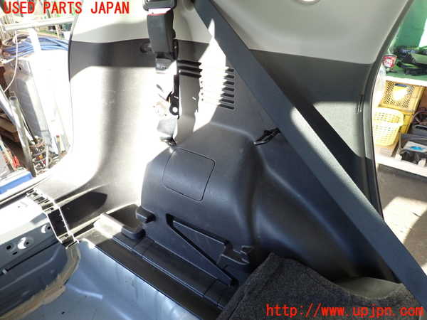 2UPJ-9233687680]ノート NISMO(E12)左リアピラートリム 中古_3