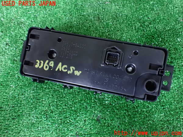 1UPJ-9233696066]ワゴンR スマイル(MX91S)エアコンスイッチ1 中古_2
