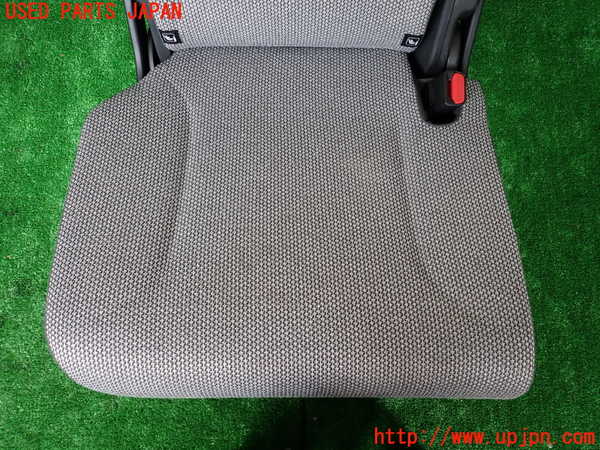 1UPJ-9233697145]ワゴンR スマイル(MX91S)右2列目シート 中古_2