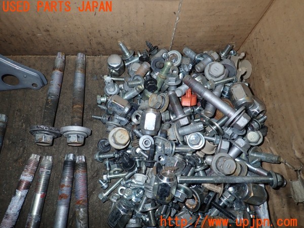 3UPJ=9233700720]アルファードハイブリッド(ATH20W)後期 ネジ・ナット・ステー類 セット ジャンク_4