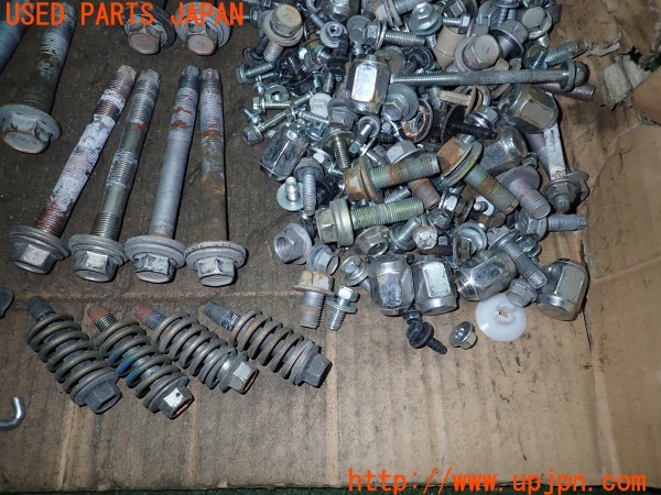 3UPJ=9233700720]アルファードハイブリッド(ATH20W)後期 ネジ・ナット・ステー類 セット ジャンク_5