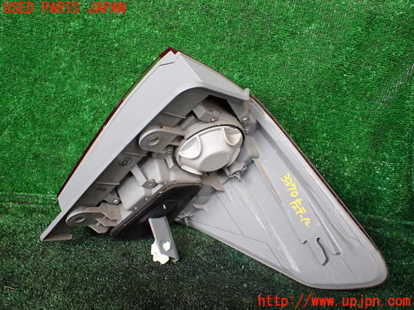 1UPJ-9233701536]アルファードハイブリッド(ATH20W)左テールランプ 中古_3