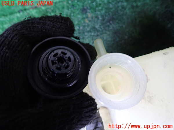 1UPJ-9233702410]アルファードハイブリッド(ATH20W)ラジエータータンク 中古_3