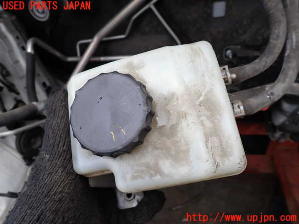 1UPJ-9233704050]アルファードハイブリッド(ATH20W)ブレーキマスターシリンダー 中古_2