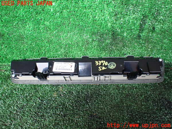 1UPJ-9233706307]アルファードハイブリッド(ATH20W)スイッチ2 (リヤエアコン) 中古_2