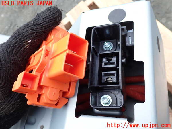 1UPJ-9233706911]アルファードハイブリッド(ATH20W)ハイブリッドバッテリー1 【ジャンク】_3