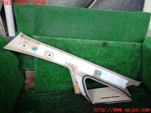 1UPJ-9233707655]アルファードハイブリッド(ATH20W)右フロントピラートリム 中古_3