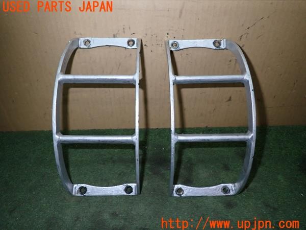 3UPJ=9233710012]三菱ジープ(J55)社外 ヘッドライトガード 中古_3