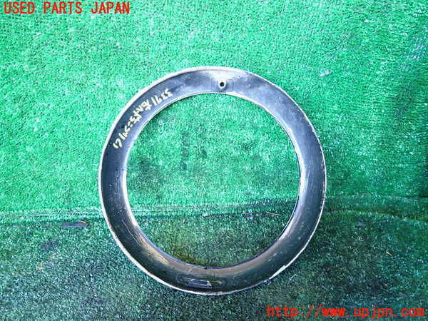 1UPJ-9233711140]三菱ジープ(J55)右ヘッドライトリム 中古_2