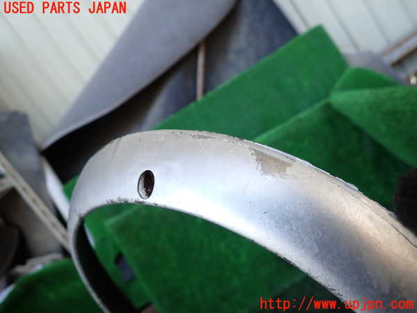 1UPJ-9233711140]三菱ジープ(J55)右ヘッドライトリム 中古_3