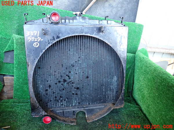 1UPJ-9233712321]三菱ジープ(J55)ラジエーター1 中古_2
