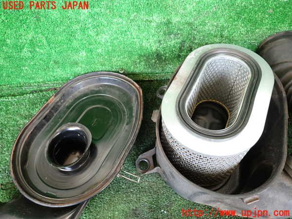 1UPJ-9233712560]三菱ジープ(J55)エアクリーナーボックス 中古_4