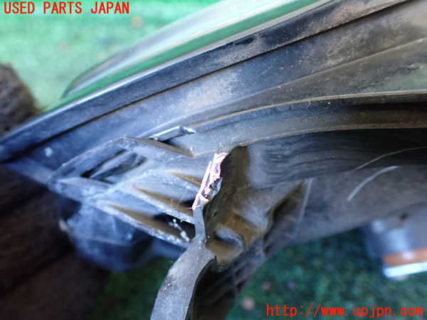 1UPJ-9233721150]ジープ・チェロキー(KL32)右コーナーランプ 中古_4