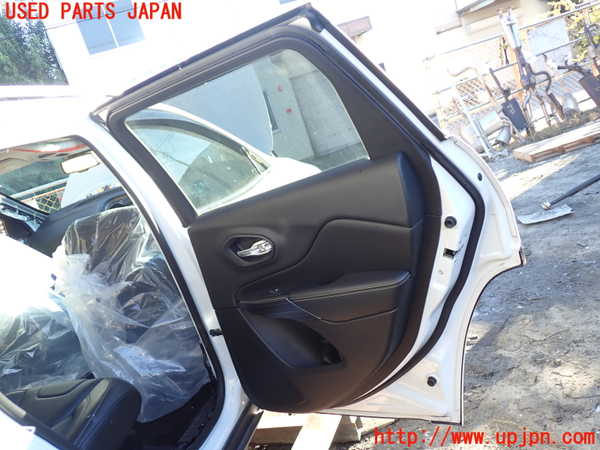 1UPJ-9233721290]ジープ・チェロキー(KL32)右後ドア MOPAR M-129 中古_4