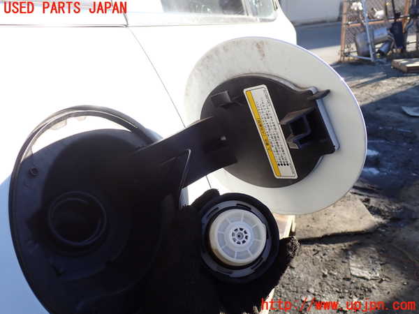 1UPJ-9233721690]ジープ・チェロキー(KL32)フューエルリッド 中古_2