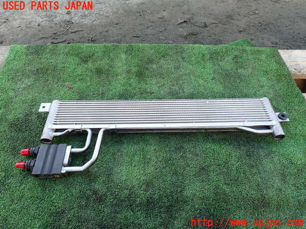 1UPJ-9233722481]ジープ・チェロキー(KL32)オイルクーラー1 中古_2