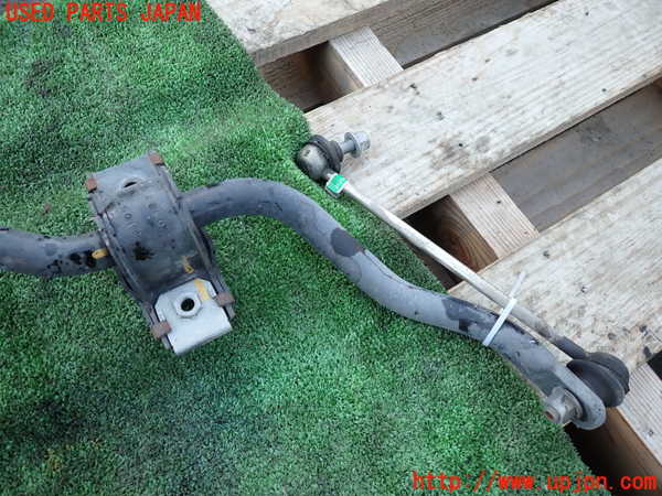 1UPJ-9233725440]ジープ・チェロキー(KL32)フロントスタビライザー 中古_3