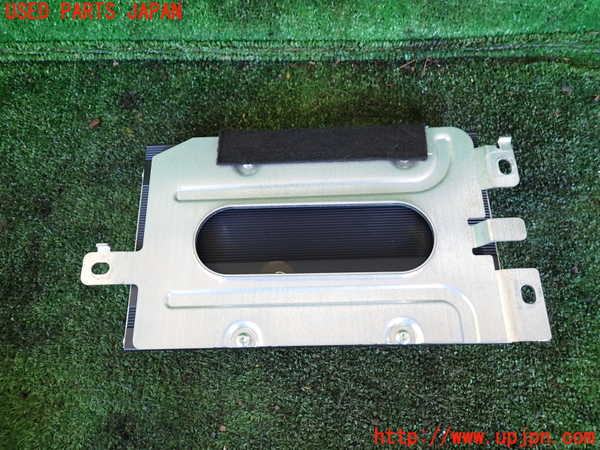 1UPJ-9233726525]ジープ・チェロキー(KL32)アンプ 中古_2