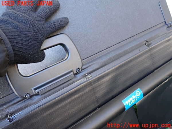 1UPJ-9233727761]ジープ・チェロキー(KL32)トノカバー1 中古_3