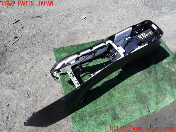 1UPJ-9233727540]ジープ・チェロキー(KL32)センターコンソール 中古_4