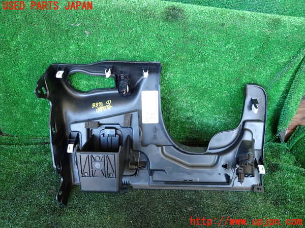 1UPJ-9233727841]ジープ・チェロキー(KL32)小物入れ1 中古_3