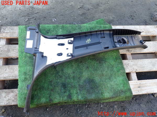 1UPJ-9233727665]ジープ・チェロキー(KL32)右センターピラートリム 中古_3