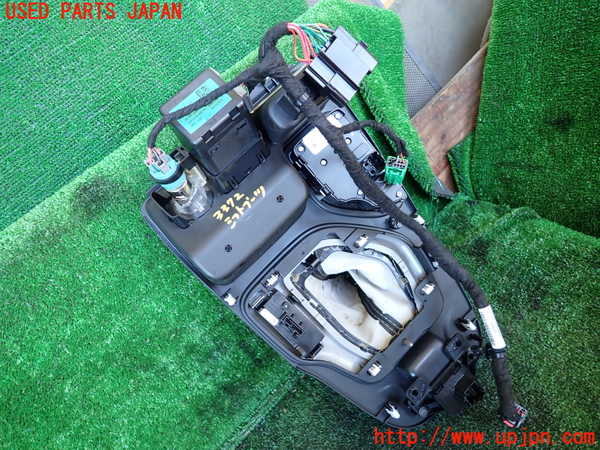 1UPJ-9233727575]ジープ・チェロキー(KL32)シフトブーツ 中古_4