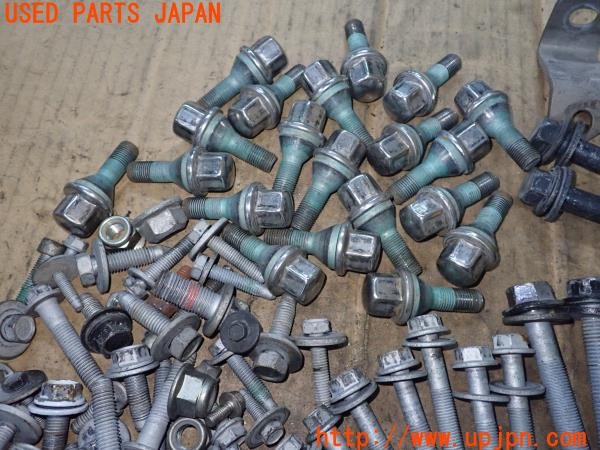 3UPJ=9233730720]ジープ チェロキー LIMITED(KL20L)ネジ・ナット・ステー類 セット ジャンク_3