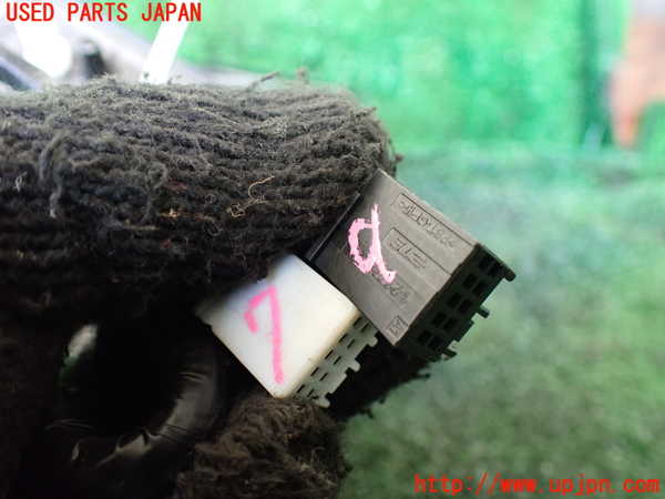 1UPJ-9233731210]ジープ・チェロキー(KL20L)右ドアミラー 中古_4