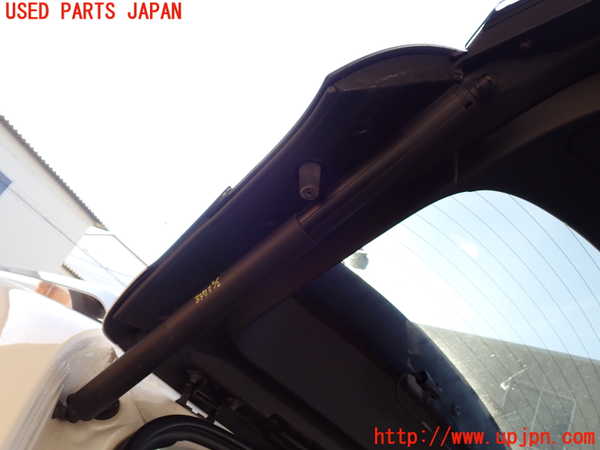 1UPJ-9233731584]ジープ・チェロキー(KL20L)リアゲートダンパー 中古_2
