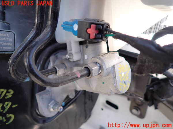 1UPJ-9233734050]ジープ・チェロキー(KL20L)ブレーキマスターシリンダー 中古_3