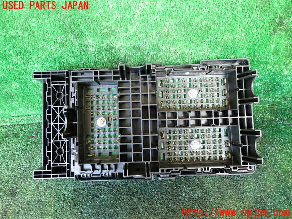 1UPJ-9233736742]ジープ・チェロキー(KL20L)ヒューズボックス2 中古_3