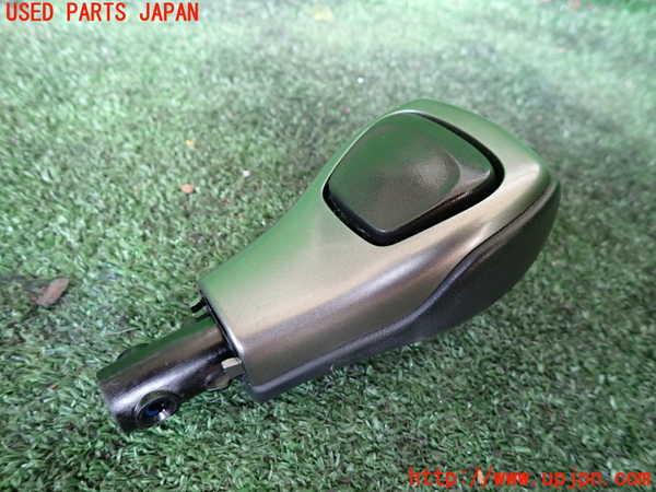 1UPJ-9233737570]ジープ・チェロキー(KL20L)シフトノブ 中古_2