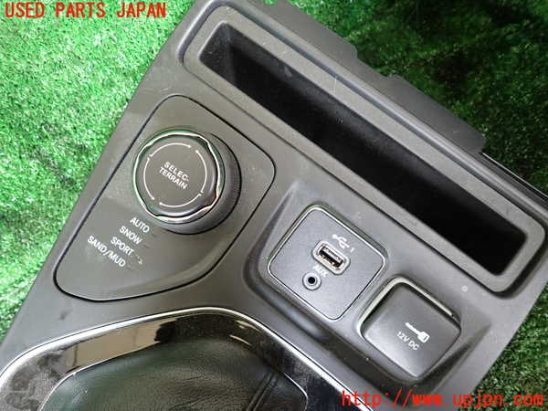 1UPJ-9233737575]ジープ・チェロキー(KL20L)シフトブーツ 中古_2