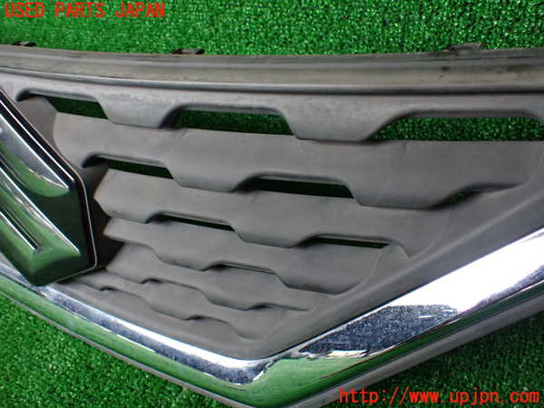 1UPJ-9233741050]バレーノ(WB32S)ラジエターグリル 中古_3