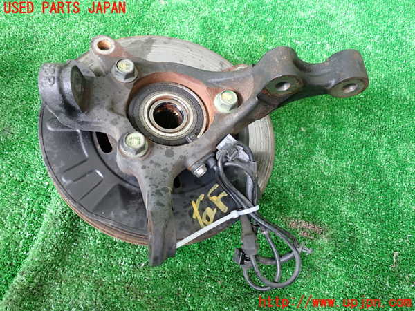 1UPJ-9233744290]バレーノ(WB32S)右フロントナックルハブ 中古_2