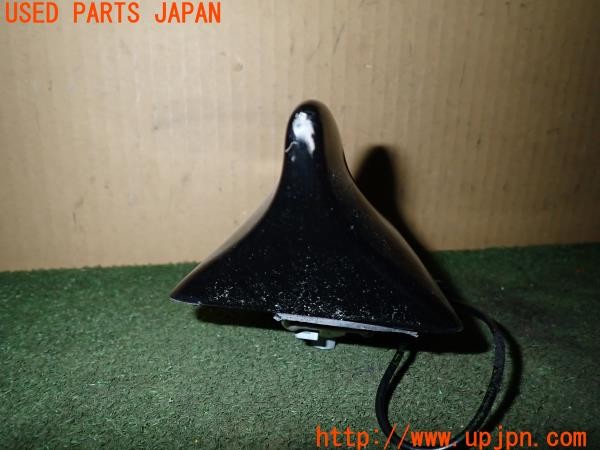 3UPJ=9233750510]BMW ミニ(MINI)クーパーSD クロスオーバー(ZB20 R60)後期 純正 6520 9 803 850-03 アンテナベース 社外アンテナ付き 中古_3
