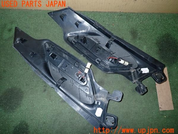3UPJ=9233750530]BMW ミニ(MINI)クーパーSD クロスオーバー(ZB20 R60)後期 純正 サイドスカットル 社外 シーケンシャルマーカー付き 中古_2