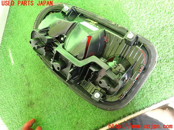 2UPJ-9233751530]BMW ミニ(MINI)クーパーSD クロスオーバー(ZB20)(R60)右テールランプ 中古_2
