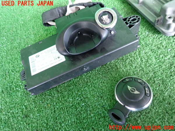 2UPJ-9233756110]BMW ミニ(MINI)クーパーSD クロスオーバー(ZB20)(R60)エンジンコンピューター DME 中古_3