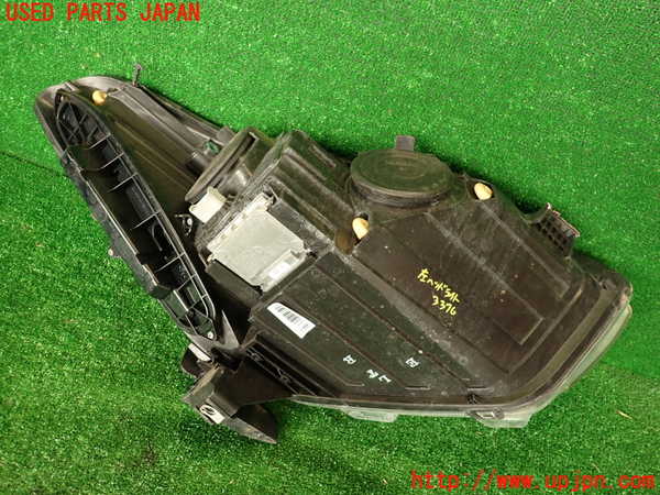 2UPJ-9233761132]シトロエン・DS 5(B85F02)左ヘッドライト HID ジャンク_4