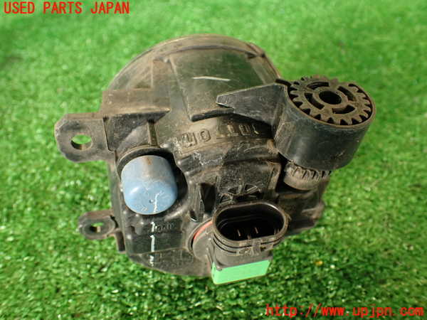 2UPJ-9233761180]シトロエン・DS 5(B85F02)右フォグ 中古_3