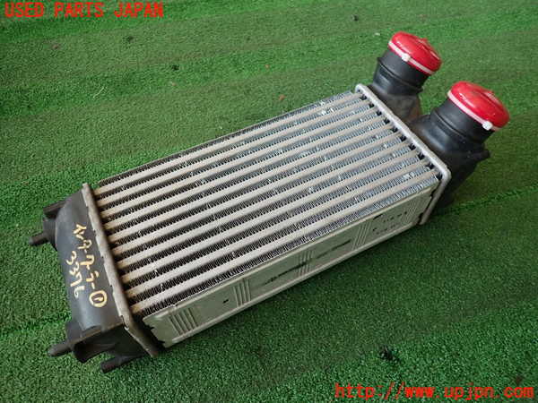 2UPJ-9233762451]シトロエン・DS 5(B85F02)インタークーラー1 中古_3