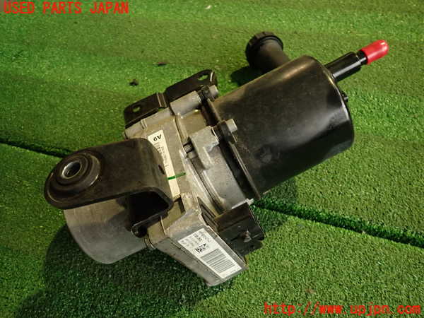 2UPJ-9233764250]シトロエン・DS 5(B85F02)パワステポンプ 中古_2