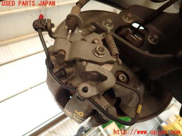 2UPJ-9233764095]シトロエン・DS 5(B85F02)左リアキャリパー 中古_2