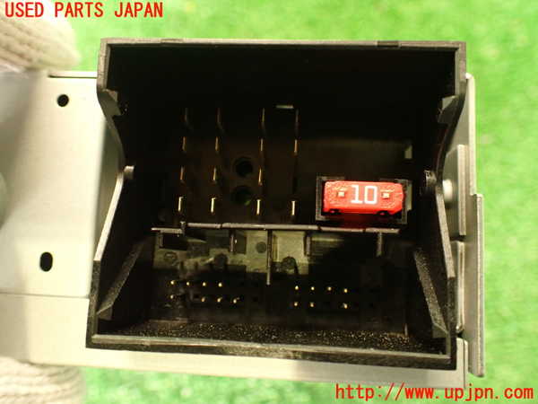 2UPJ-9233766480]シトロエン・DS 5(B85F02)CDプレーヤー 中古_3