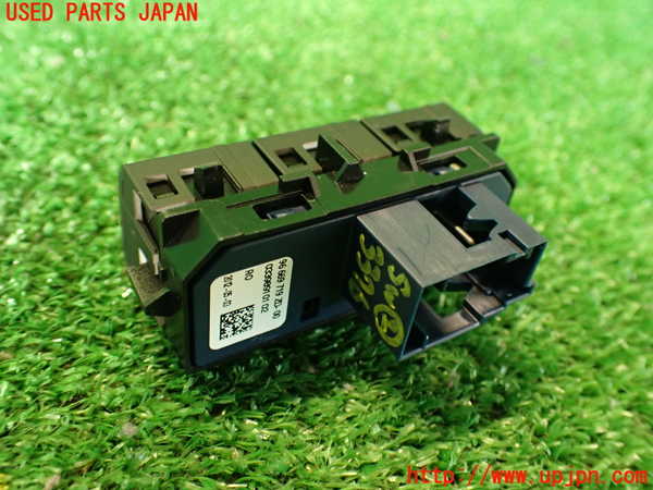 2UPJ-9233766307]シトロエン・DS 5(B85F02)スイッチ2(パーキングソナーOFF 横滑り防止OFF) 中古_3