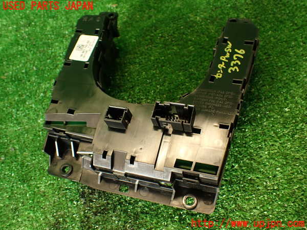 2UPJ-9233766265]シトロエン・DS 5(B85F02)センターパワーウィンドウスイッチ 中古_4